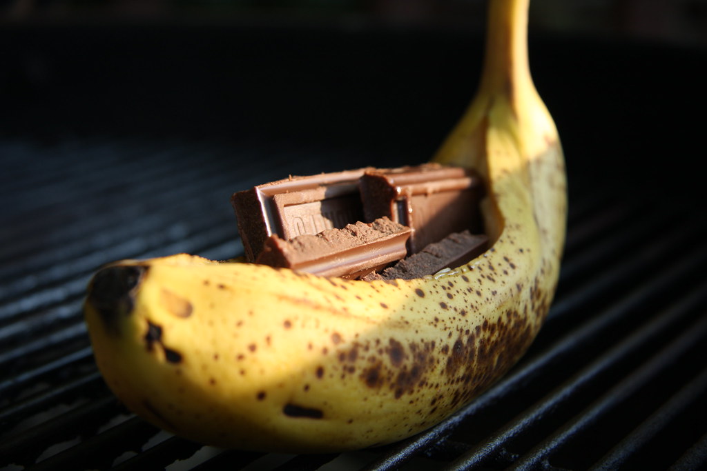 chocolate banana boats