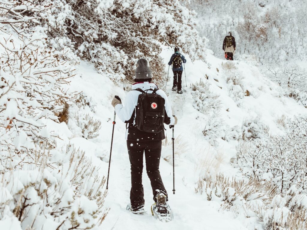 competitive snowshoeing events